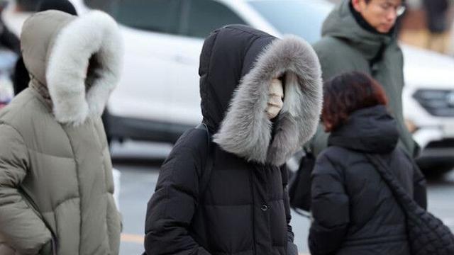 파주 판문점 -20.7도…경기북부 아침 출근길 맹추위