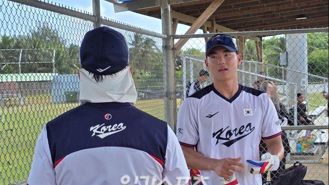 '김혜성 껌딱지'가 나타났다, 