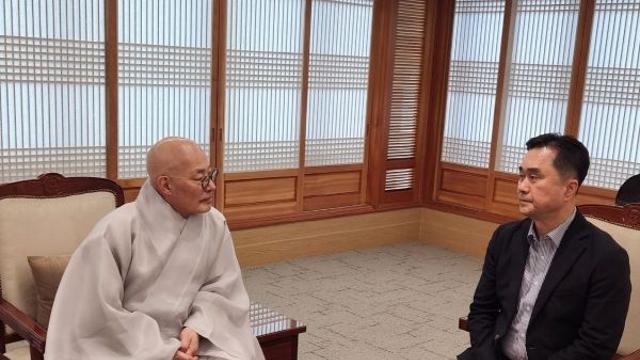 김종민 의원, 조계종 총무원장 진우스님 예방... “행정수도 세종 연계 선명상 사업 대중화 제안”