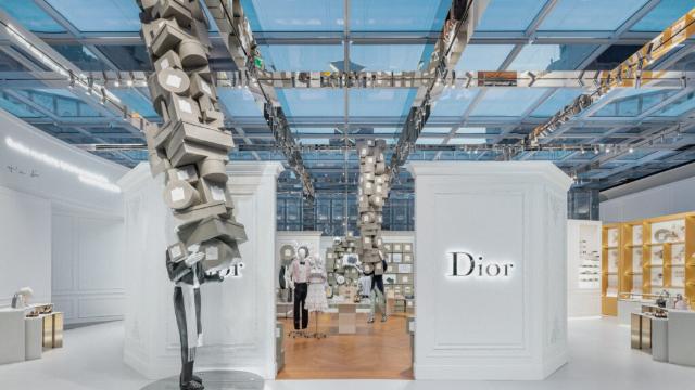 조나단 앤더슨의 첫 디올 컬렉션을 만나러 온 셀럽들은?