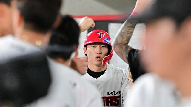 '예비 FA 프리미엄 확실하네'…KIA 김호령, 첫 억대 연봉+212.5% 수직 상승 초대박!