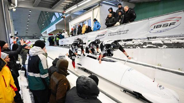 봅슬레이 썰매 한 대 값이 페라리 스포츠카 맞먹는다고?