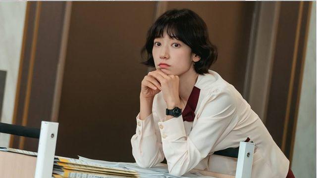 박신혜, 15살 나이 속였다…머리부터 발끝까지 꾸며내, 20살 되고 X세대 느낌 물씬 (언더커버 미쓰홍)