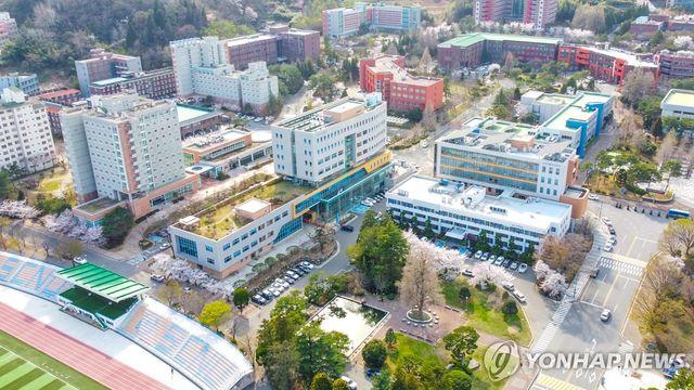 순천대 학생들 재투표서 '목포대와 통합' 찬성