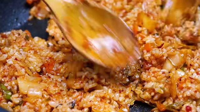 역대급 김치볶음밥, 이렇게 만들어보세요... 아이가 맛있다고 소문내고 다녀요