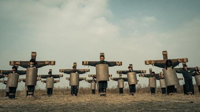 한국에도 드디어…해외서 개봉 첫날부터 흥행 1위 찍은 미친 대작 '영화'