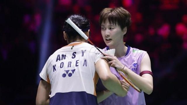 [속보] '안세영 나와!'…中 천위페이 상승세 폭발적! 세계 5위 가볍게 제압→또또 2-0 승리 챙겼다+4강 진출