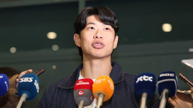 송성문, 옆구리 부상으로 4주 진단...MLB 도전 앞두고 악재