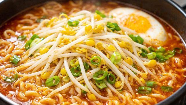 분식집처럼 콩나물라면 끓이는 비법…이렇게 하는 걸 왜 몰랐을까요