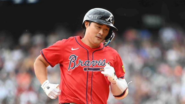 김하성, 손가락 수술→WBC 출전 불발…회복까지 4~5개월 예상