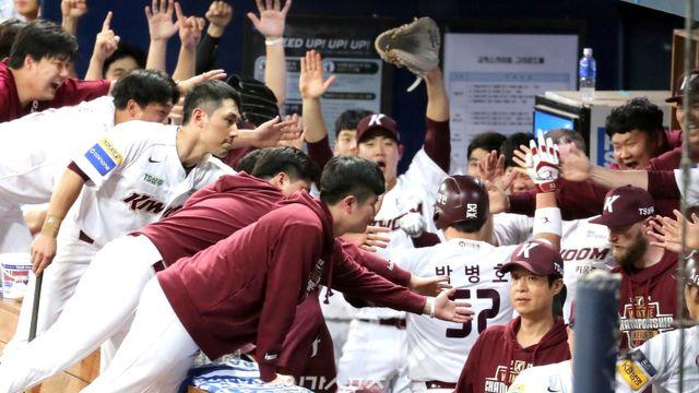 키움이 선수 영입 제안했는데...박병호 코치가 지도자 새 출발 결심한 이유