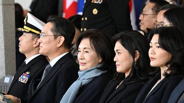 홍라희, 삼성전자 주식 1천500만주 처분…약 2조원 규모