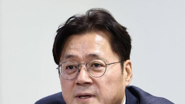 청와대 신임 정무수석에 홍익표 전 원내대표…우상호 후임