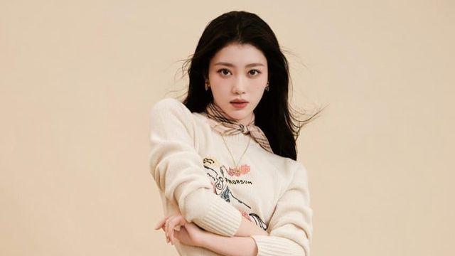 250116 팅이 웨이보 버버리화보