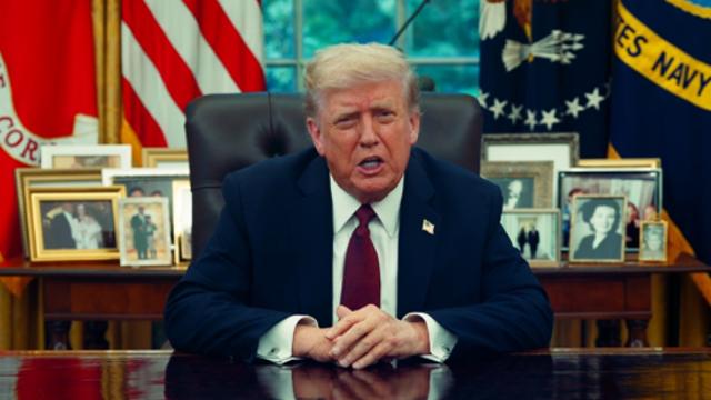 관세와 군사 압박으로 그린란드 탐내는 트럼프…동맹 흔드는 ‘강압 외교’