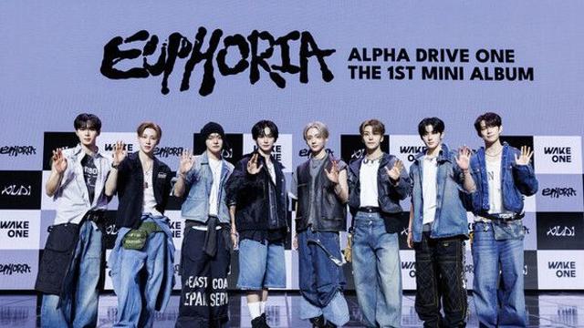 알파드라이브원, 초동 144만장 돌파…역대 데뷔 그룹 2위