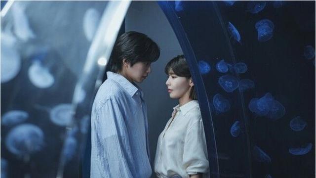 최수영·김재영, 숨소리까지 가까워졌다…심쿵 지수 최고조('아이돌아이')