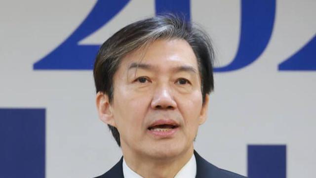 조국 “장동혁과 한동훈, 도토리 키재기…둘 다 싸우다가 망하는 길로 가”