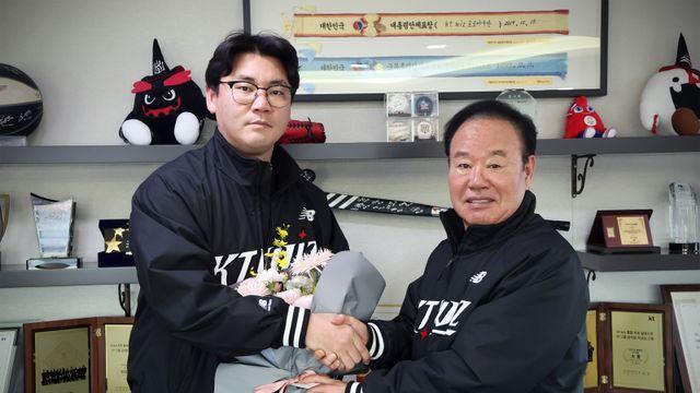 '2년 16억' KT 장성우 잡았다, 