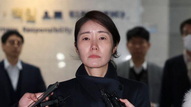 ‘공천헌금 1억’ 의혹 강선우, 21시간 밤샘 조사…“사실대로 성실히 임했다”