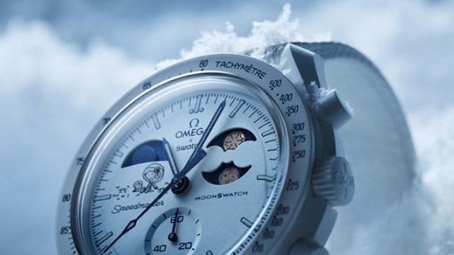 스와치, ‘콜드 문’ 콘셉트 문스와치 공개…겨울 감성 담았다