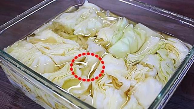 식초 아니다…양배추에 '이것' 부으면, 너무 쉽고 편한데 왜 안 했을까요