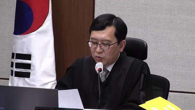 이진관 판사가 한덕수에게 특검 구형보다 8년이나 무거운 형량 선고한 이유