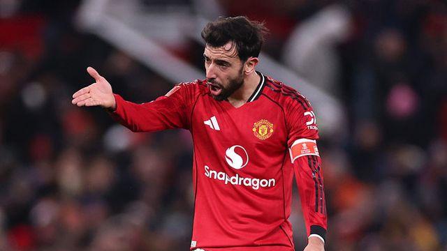 지난 시즌 15위하고 손흥민에 무릎꿇더니...‘맨유, 역대 최악 성적’ 매출 순위 ‘뚝!’