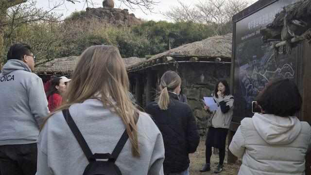 올해 제주 관광지 42곳에 문화관광해설사 218명 배치