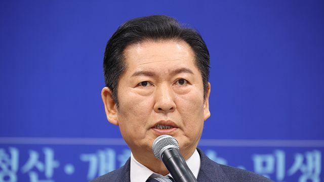 [속보] 정청래, 조국혁신당에 합당 제안…“지방선거 같이 치르자”