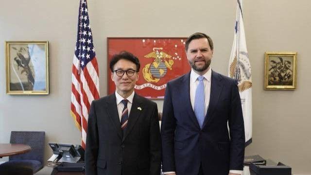 방미 金총리, 밴스 美부통령 만나 한미관계 발전방안 논의