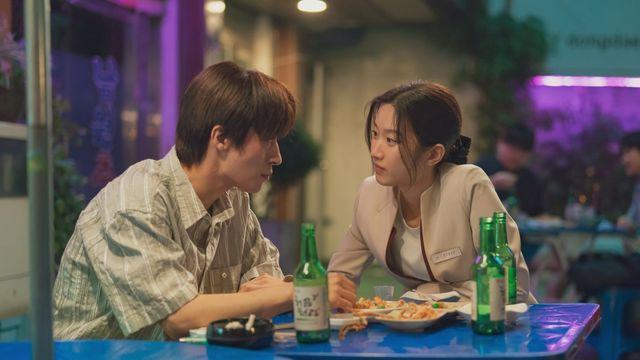 영화 ‘만약에 우리’ 200만 코앞...구교환·문가영 로맨스 통했다