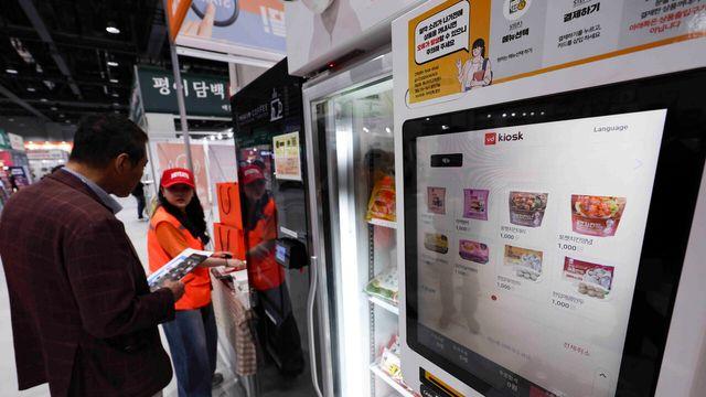 ‘배리어프리 키오스크 의무화’ 시행 임박…예외 조항에 장애계 반발 여전