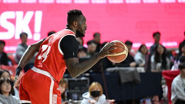 워니 트리플더블 폭발한 프로농구 SK, 가스공사 잡고 20승 달성