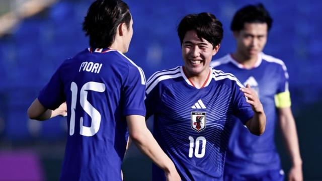 일본이 뚫었다! 中 100% 선방+무실점 무너졌다!…日, 전반 12분+20분 연속골 쾅쾅! 2-0 리드→사상 첫 2연패 '성큼'