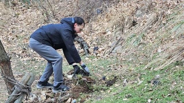 영하 강추위 속 외국인의 '이 행동'이 많은 이들에게 큰 울림을 주고 있습니다