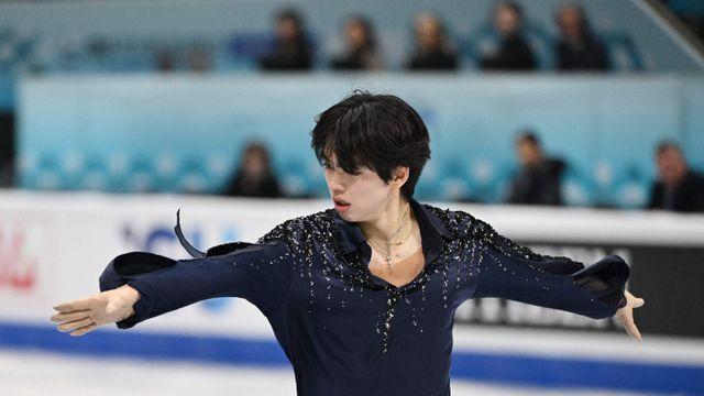 ‘아쉽다 0.11점 차’ 차준환, 사대륙선수권서 준우승…통산 2번째 은메달