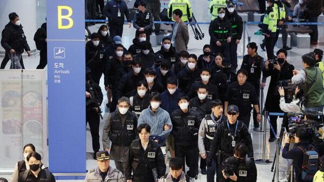 충남경찰, 캄보디아 송환 로맨스스캠 조직원 17명 전원 구속