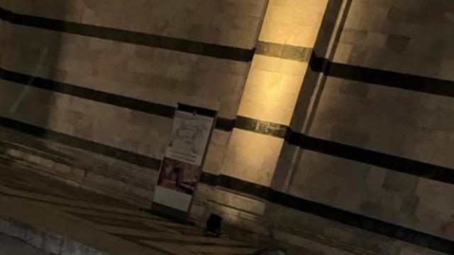 [IS하이컷] 고윤정·김선호, 벤치서 다정하게… 밤낮 없는 비주얼 투샷