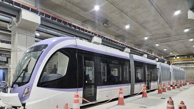 성남 위례선 트램 첫 차량 입고… 58년 만에 노면전차 부활