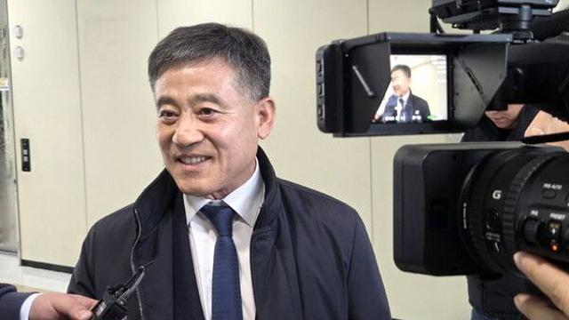 '뇌물 의혹' 김제시장 수사 중 경찰, '미용비 대납 의혹' 추가 포착