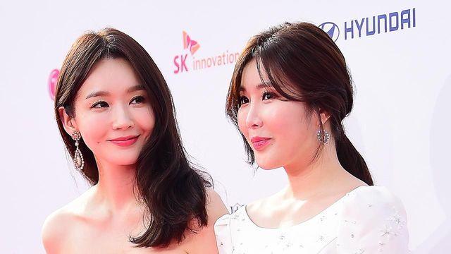 다비치, 콘서트 명함에 실제 번호 사용…결국 논란 