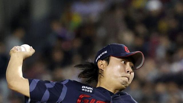 '사생활 논란' 롯데 정철원 