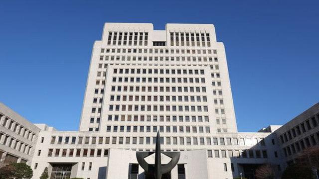 '선행매매로 59억 이득' 슈퍼개미 유튜버, 징역형 집유 확정