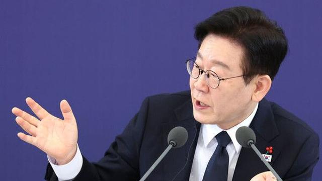 李, '설탕세' 언론보도 직격…