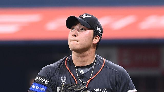 류현진+문동주 전 '한화 토종 10승 마지막 투수', 2026 2군 캠프 합류도 불발…벌써 2년 되어간다→언제쯤 볼 수 있을까