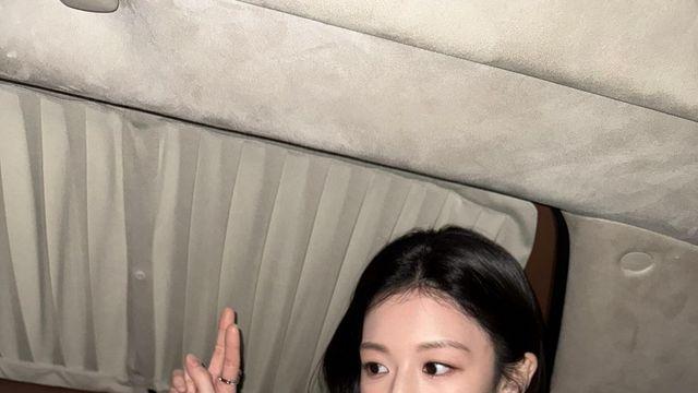 현대판 공주님들 등장! 고윤정, 장원영, 카리나의 로맨틱 스타일링