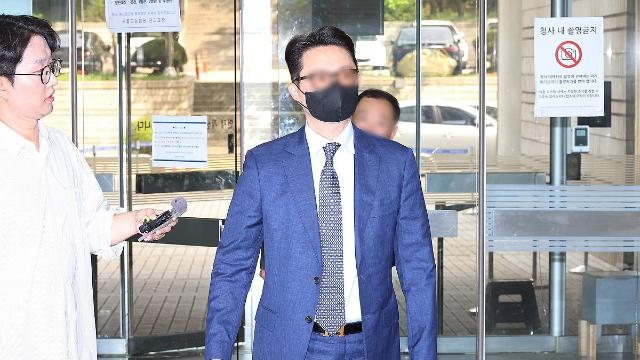 [2보] '김건희 금품' 윤영호 통일교 前본부장 1심 징역 1년2개월