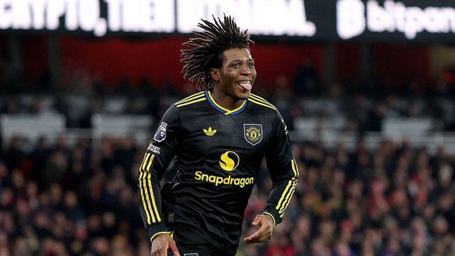 부상에 쓰러진 박지성 후계자, 최대 10주 이탈...맨시티-아스널 잡은 일등공신이었는데