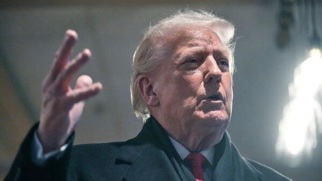 트럼프, 관세 인상 선언 하루만 대화 시사…협상전략 무게